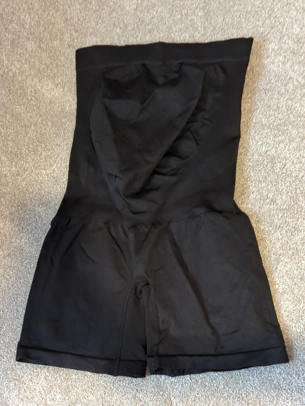 Blanqi Black Maternity Compression Shorts M
